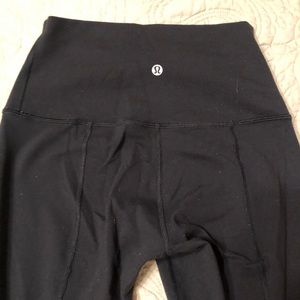 Lulu Lemon Wunder Under scallop legging